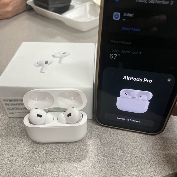 Apple AirPods Pro White Wireless Headset
